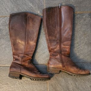 Clark's women's tall boots (6.5)